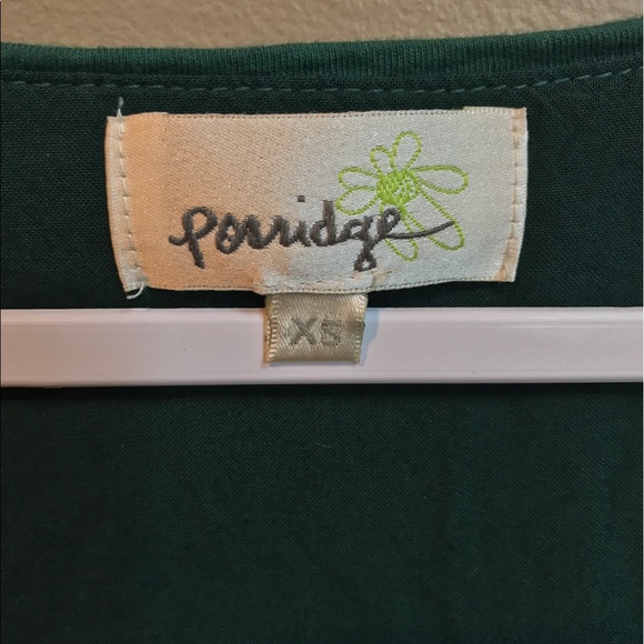 Porridge Pleated V-Neck - Picture 3 of 3